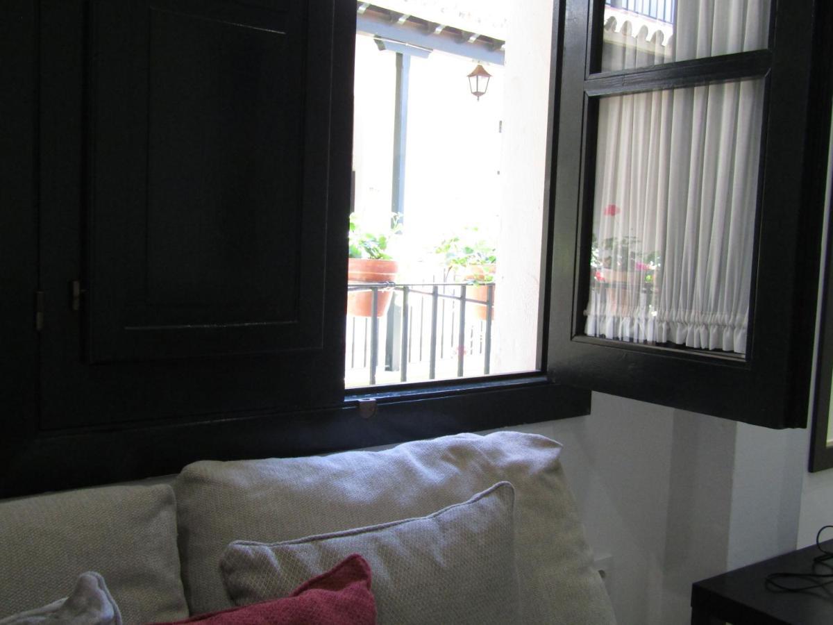 セビリアApartamento Alamedaアパートメント エクステリア 写真
